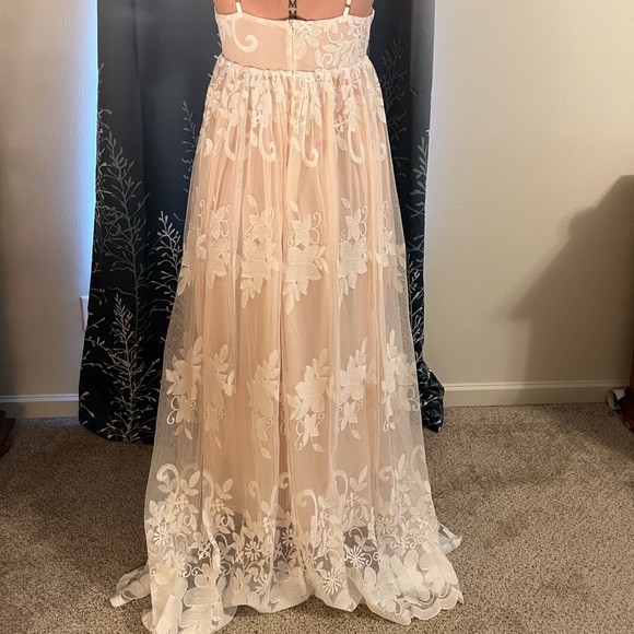 Pink Elegant Floral Lace High Waist Maxi Dress - Picture 6 of 11